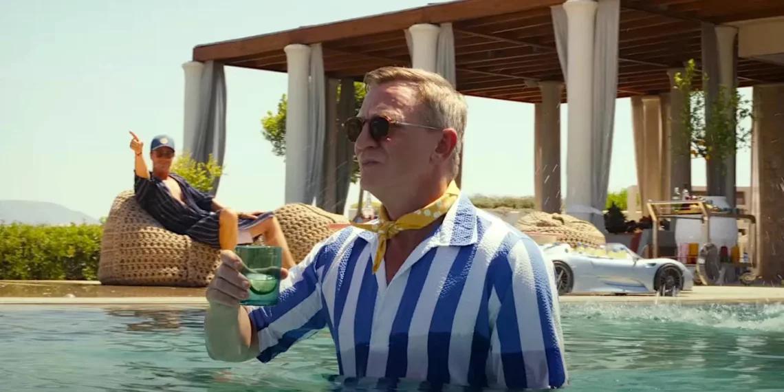 Glass Onion- Knives Out film recensione